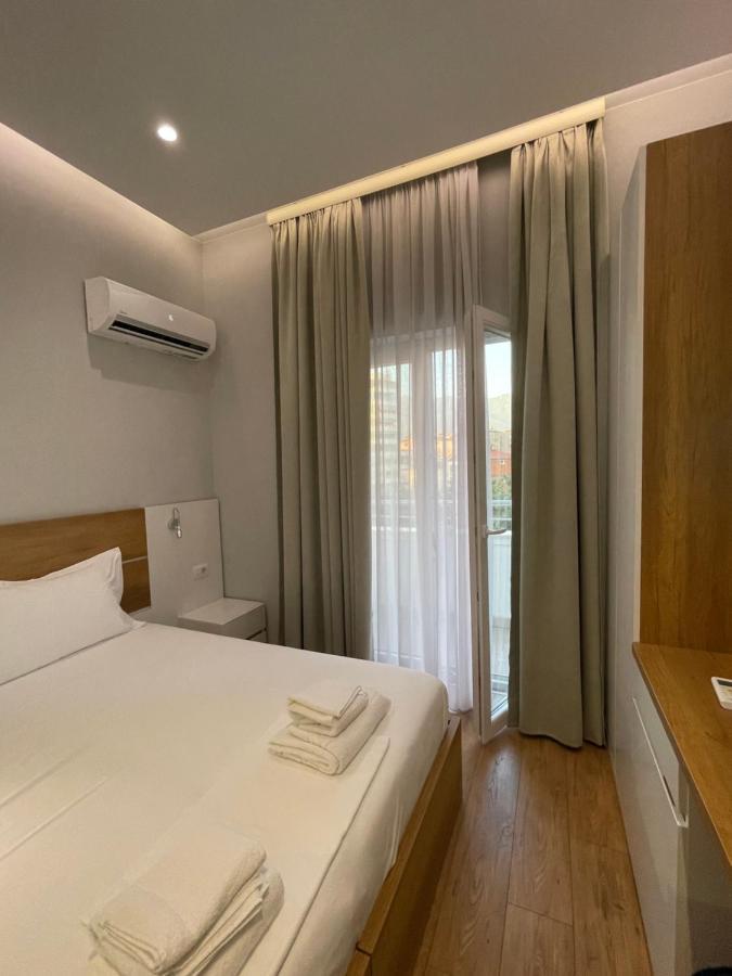 טיראנה Andys Rooms Hotel מראה חיצוני תמונה