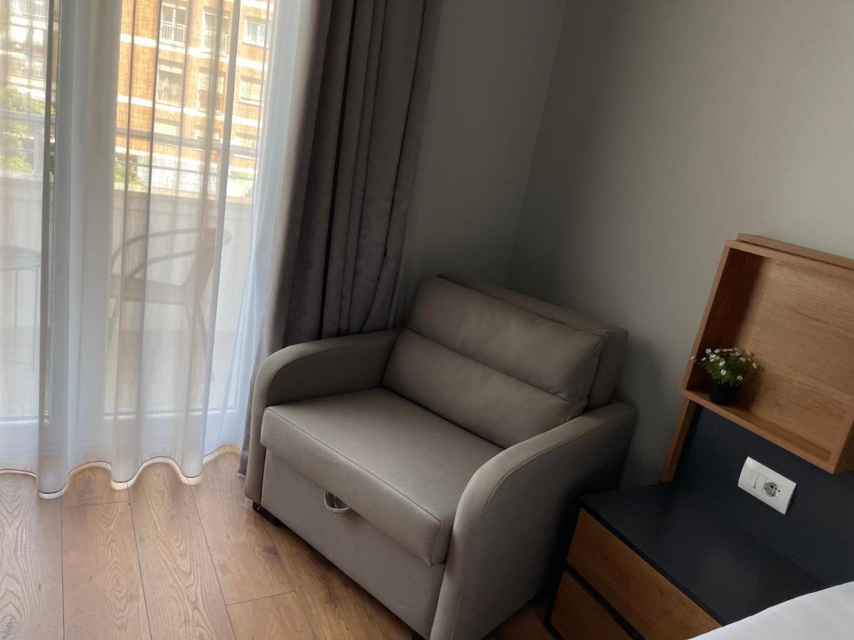 טיראנה Andys Rooms Hotel מראה חיצוני תמונה